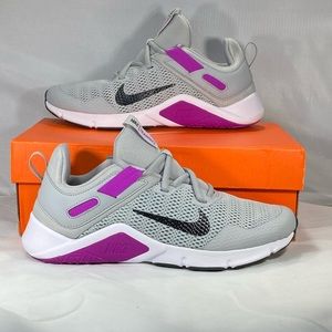 Nike Women's Legend Essential Cross Training Shoes